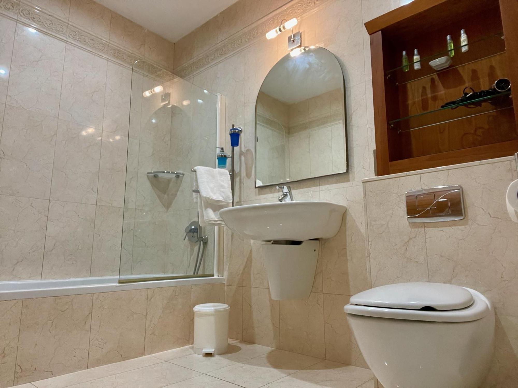 Spacious Luxurious Apartment With Seaview Mellieha Bagian luar foto