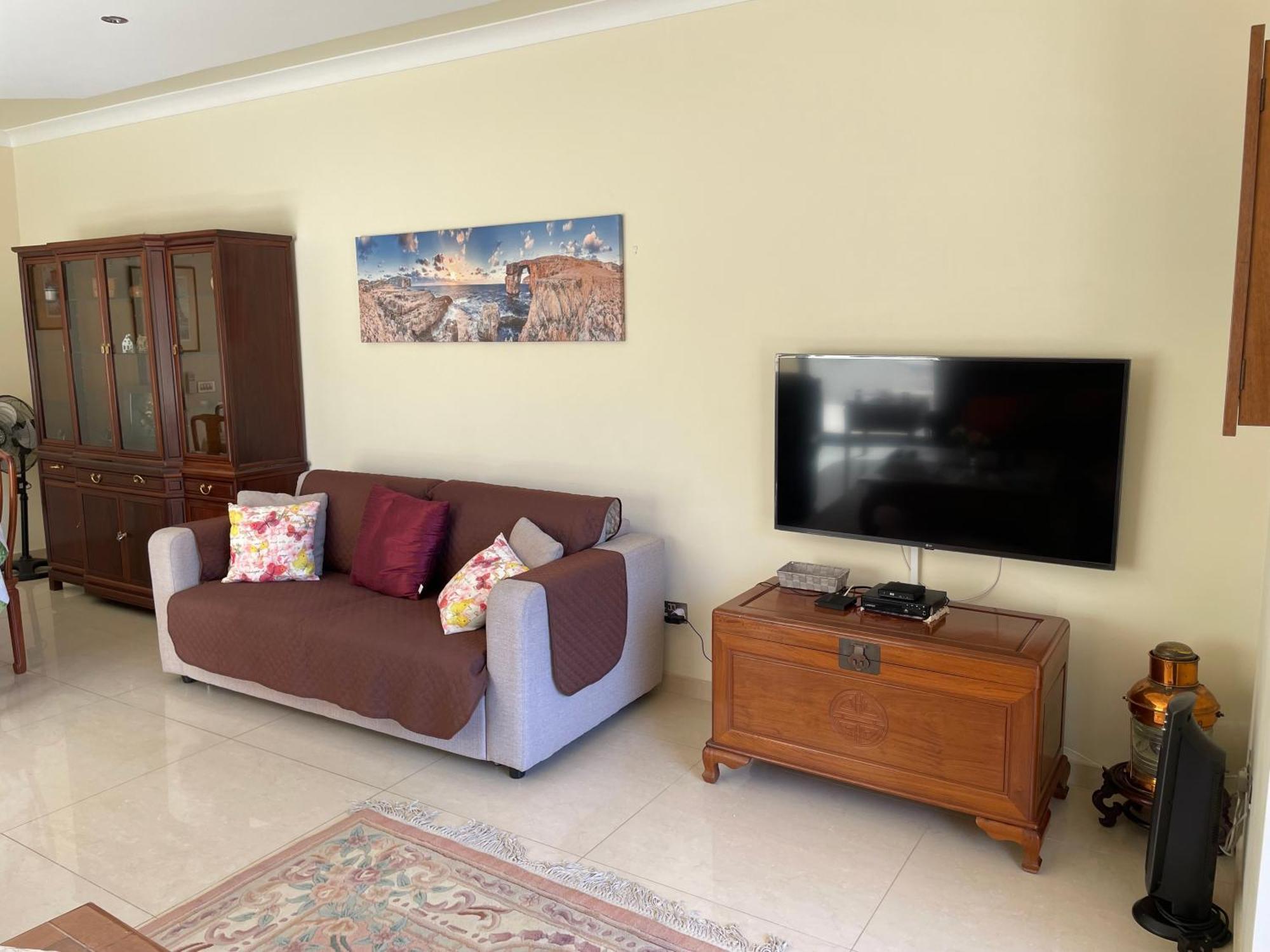 Spacious Luxurious Apartment With Seaview Mellieha Ruang foto