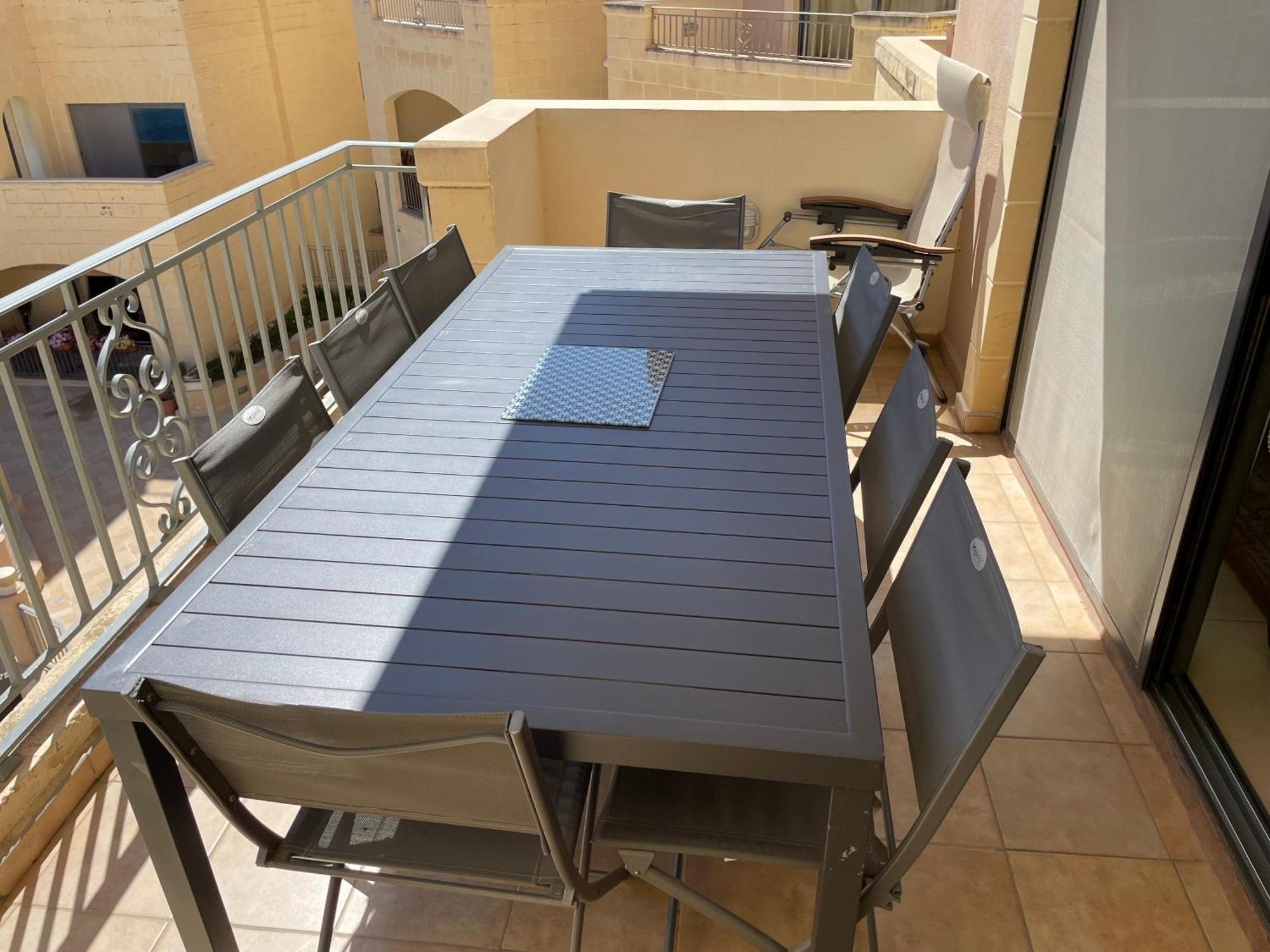 Spacious Luxurious Apartment With Seaview Mellieha Ruang foto